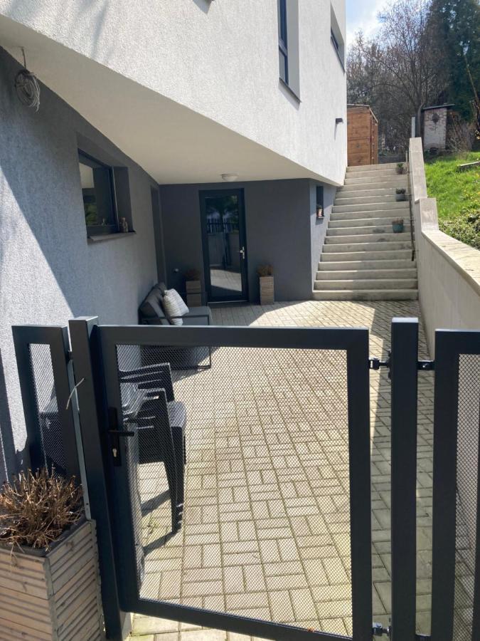 Nerudovka Apartment Карлови Вари Екстериор снимка